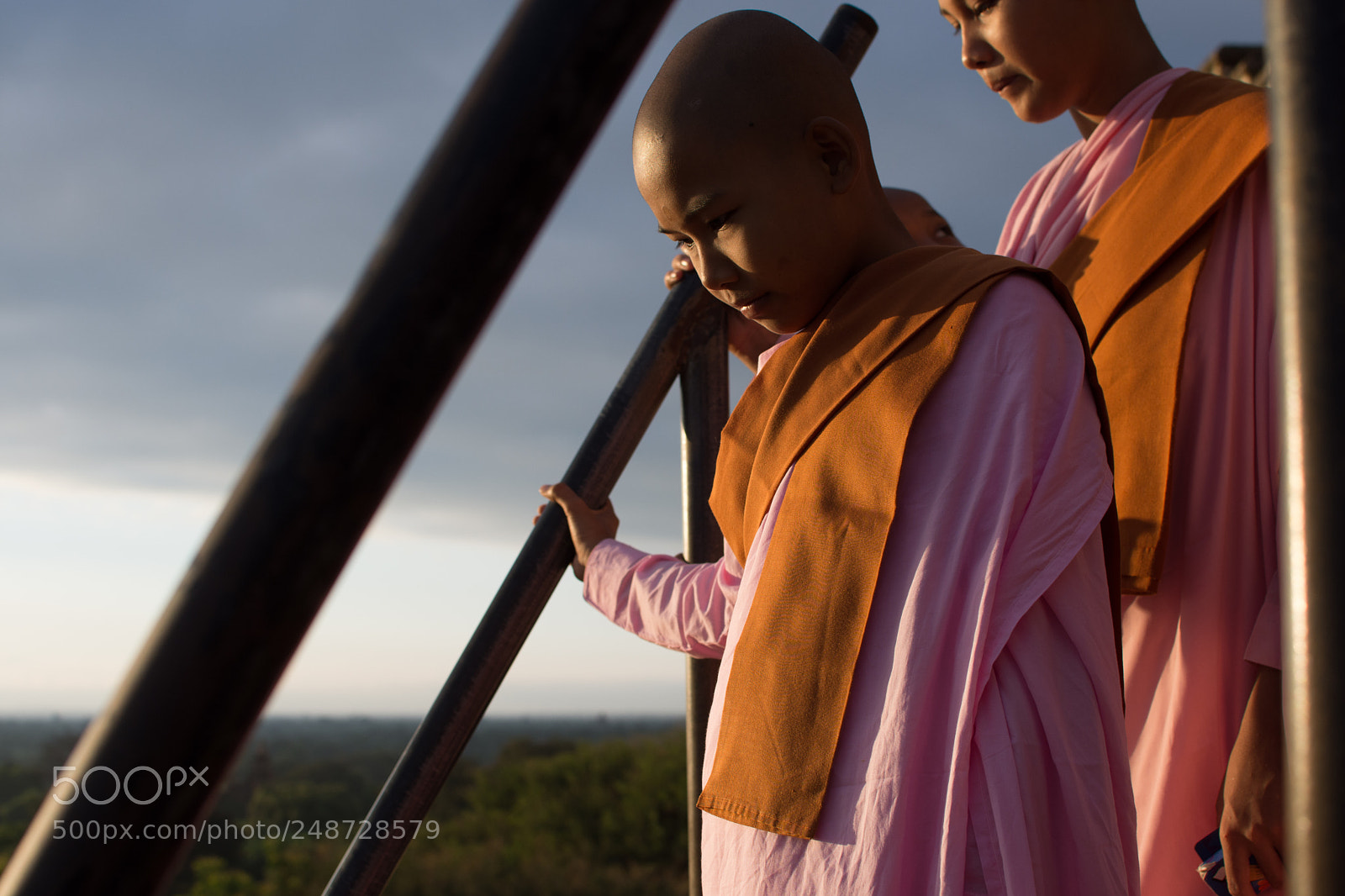Nikon D7200 sample photo. Buddhist nun photography