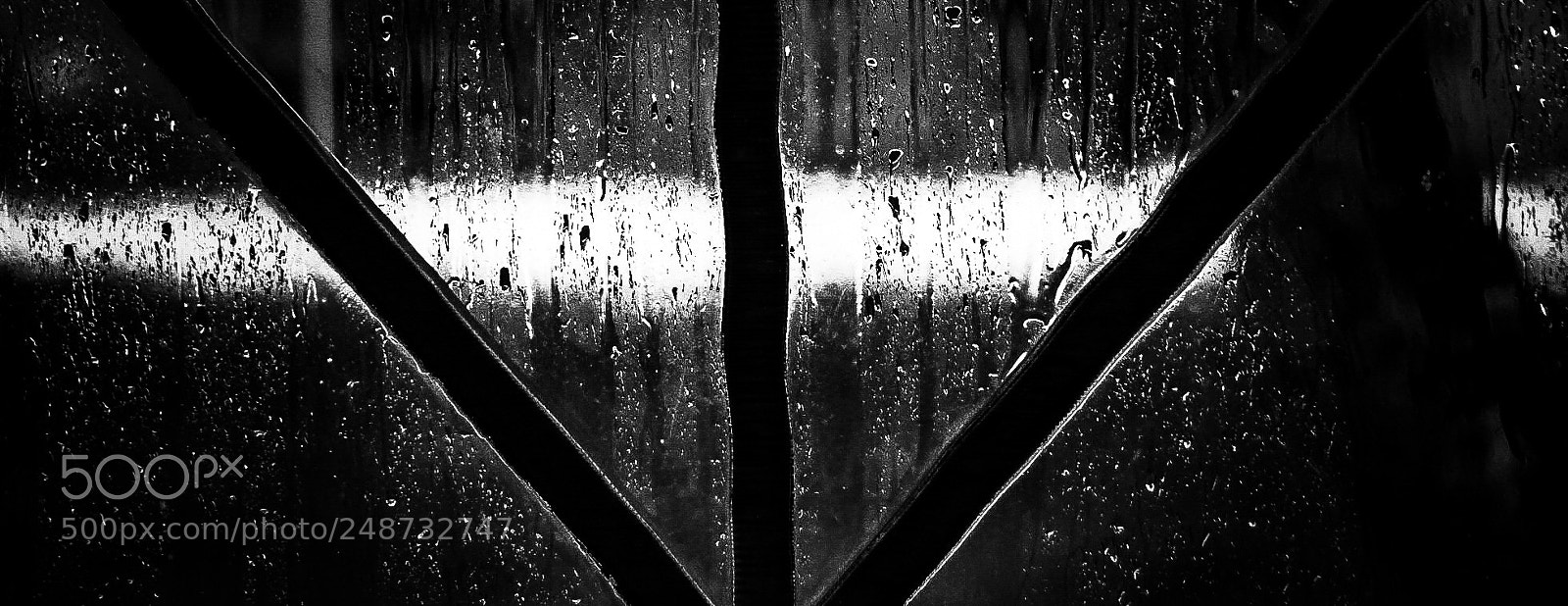 Olympus PEN-F sample photo. Un soir de pluie photography
