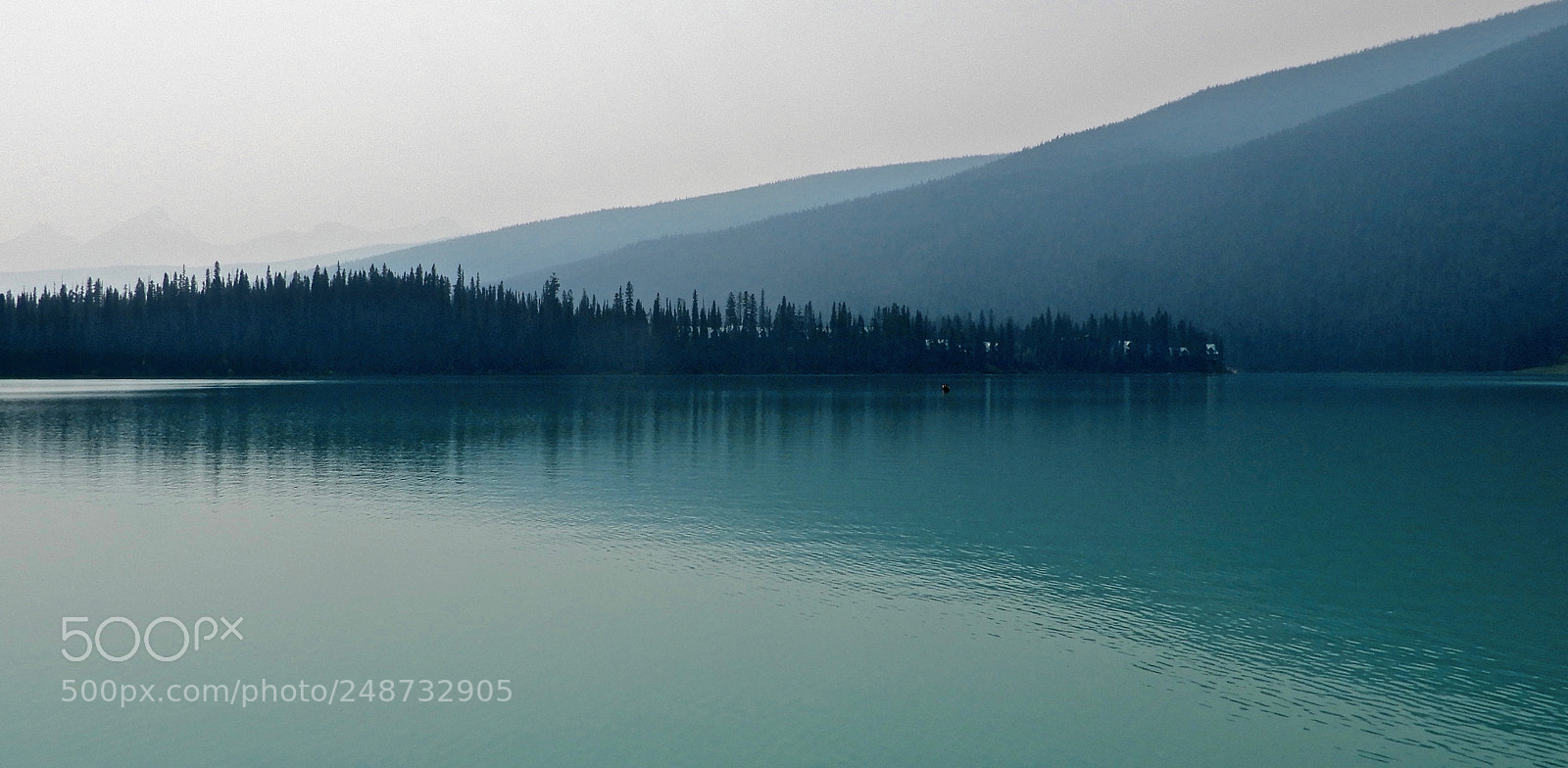 Nikon Coolpix A900 sample photo. Emerald lake photography