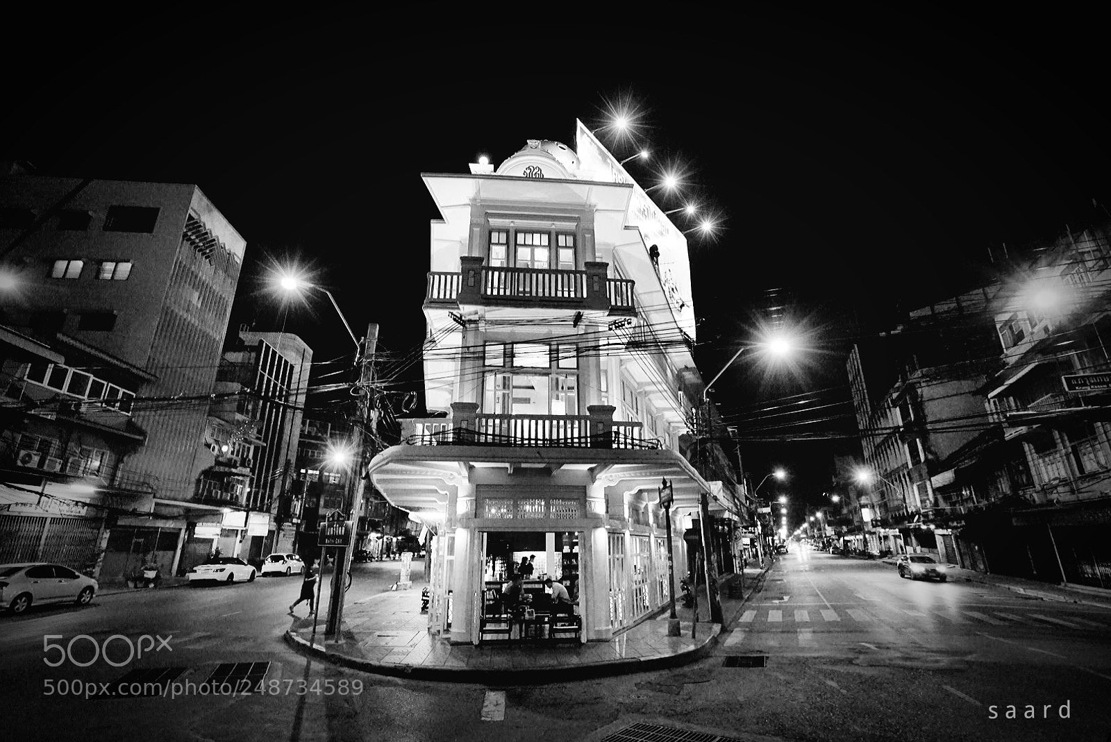Sony a7 II sample photo. Building in old town photography