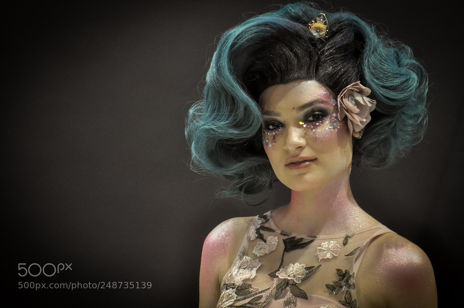 Nikon D5000 sample photo. Portrait photography