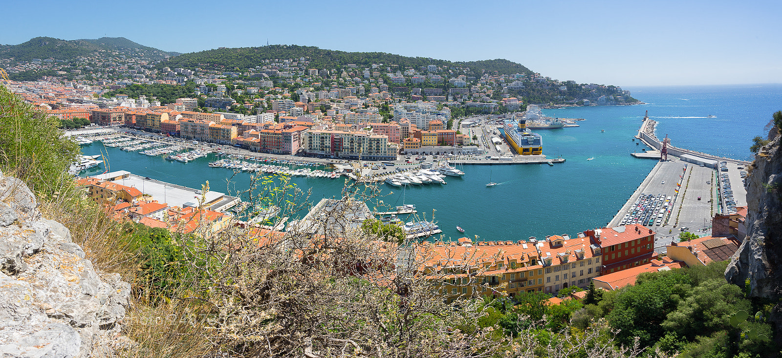 Sony a7R sample photo. Le port photography