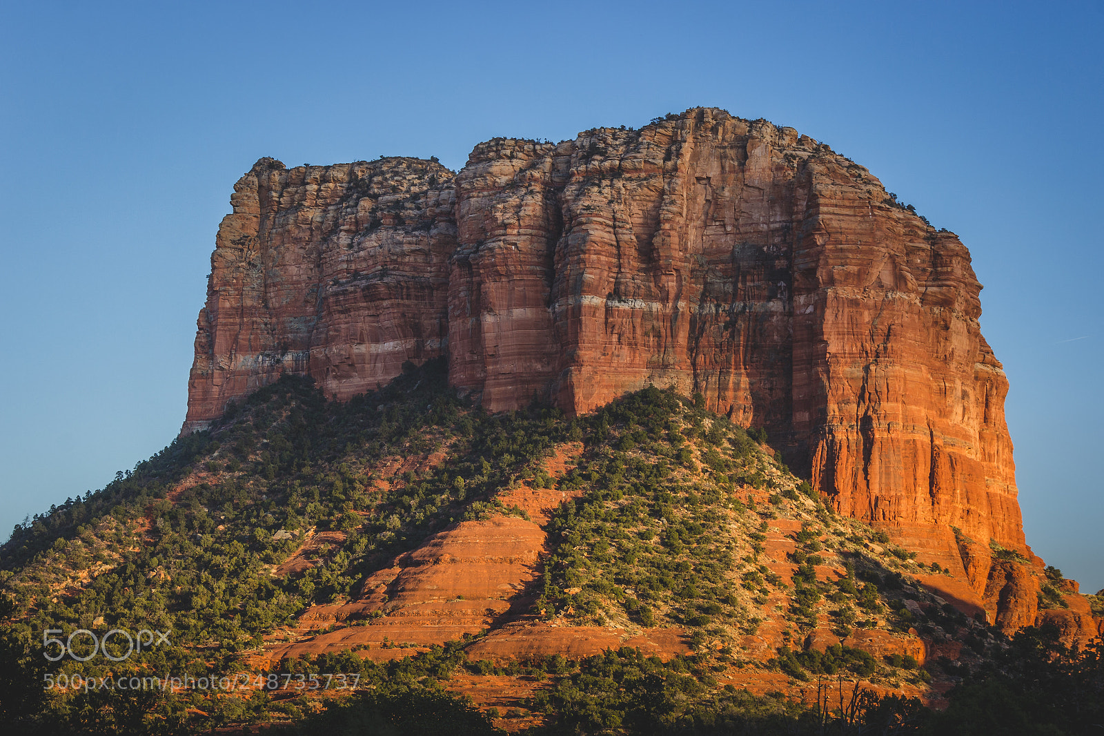 Canon EOS 600D (Rebel EOS T3i / EOS Kiss X5) sample photo. Courthouse butte at sunset photography