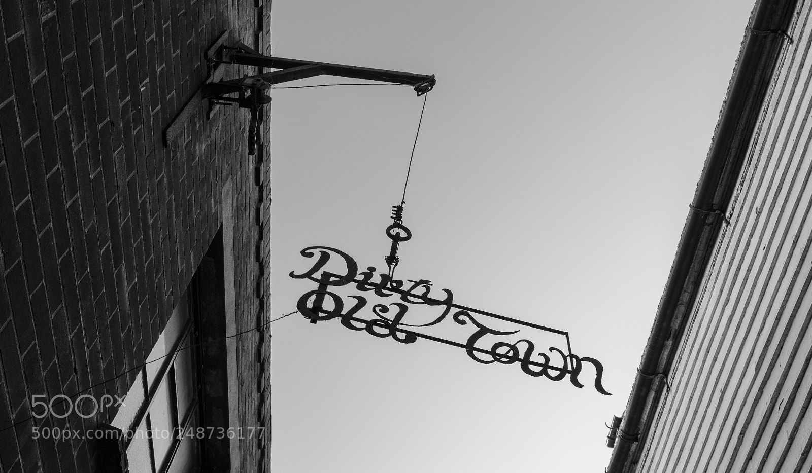 Nikon D810 sample photo. Dirty old town photography