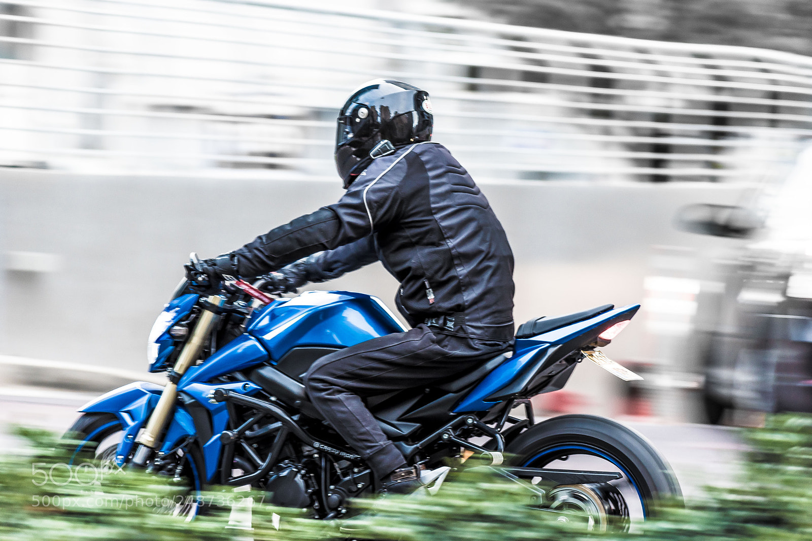 Nikon D5600 sample photo. Speed photography