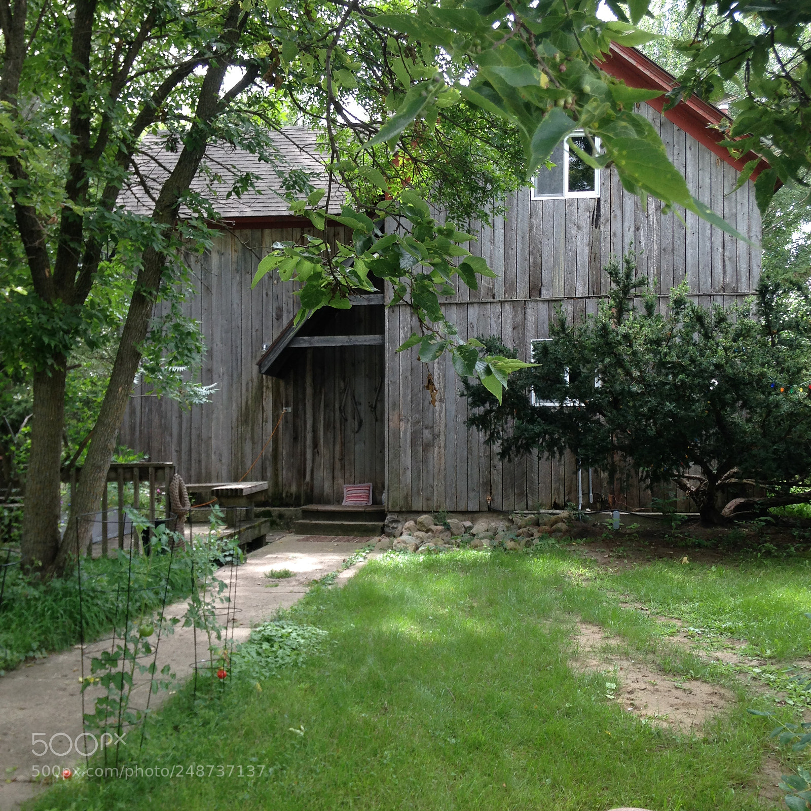 Apple iPhone 5c sample photo. Old house in the photography