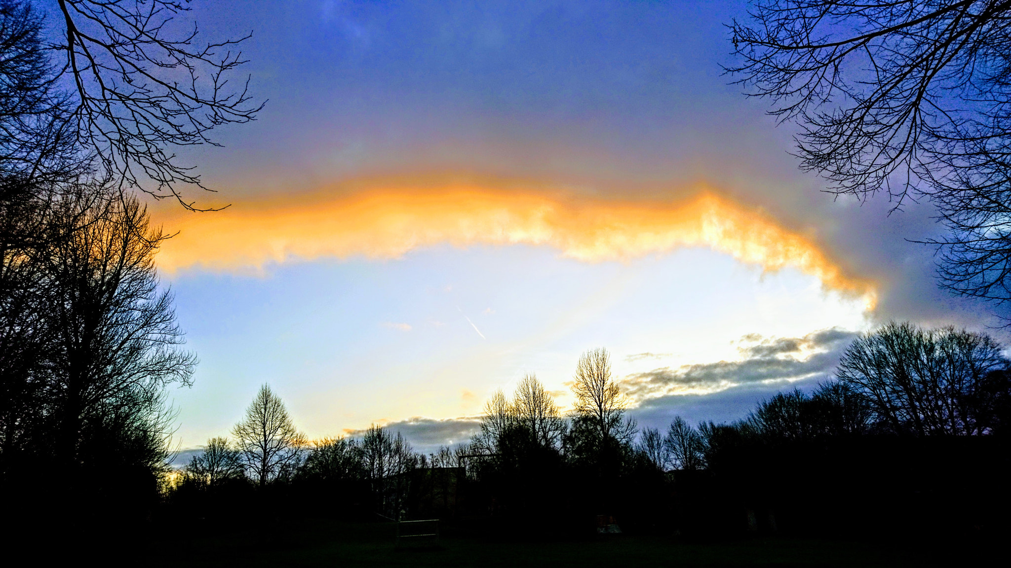 Sony Xperia X Compact sample photo. Sky photography