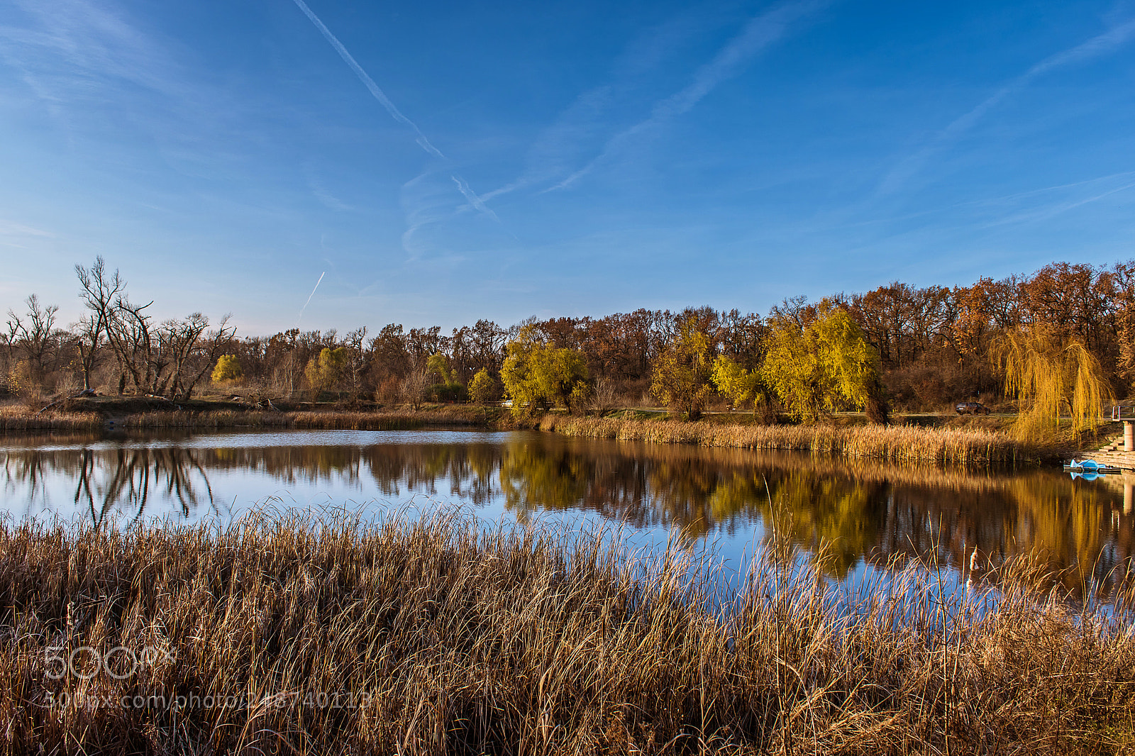 Canon EOS 750D (EOS Rebel T6i / EOS Kiss X8i) sample photo. Colours at the lake photography
