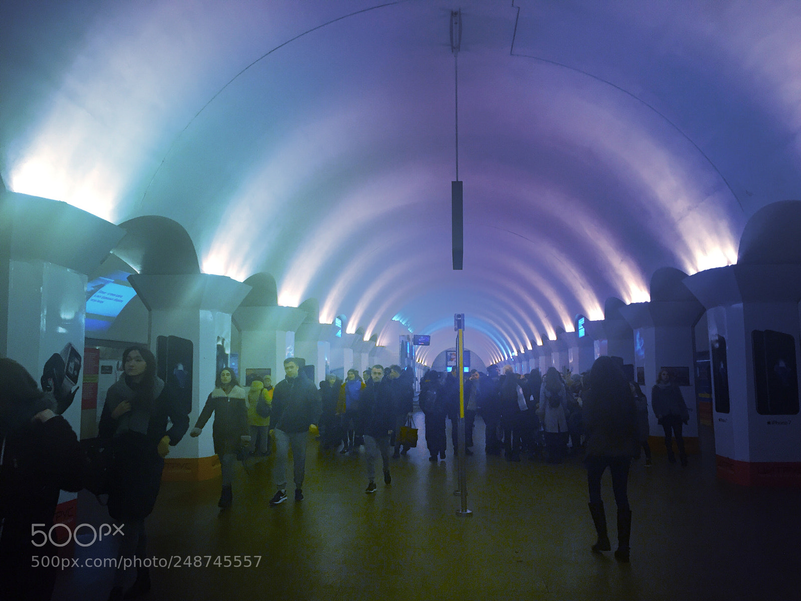 Apple iPhone 6 sample photo. Kiev metro hall photography