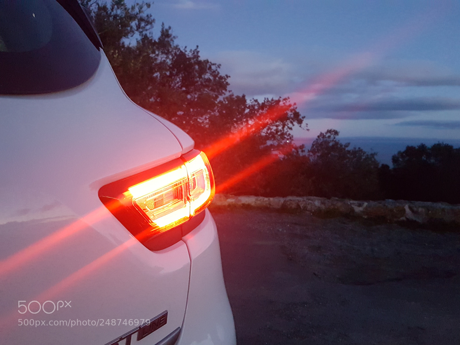 Samsung Galaxy S7 Edge sample photo. Led by renault photography