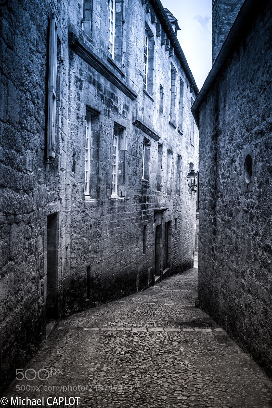 Canon EOS 100D (EOS Rebel SL1 / EOS Kiss X7) sample photo. Sarlat photography