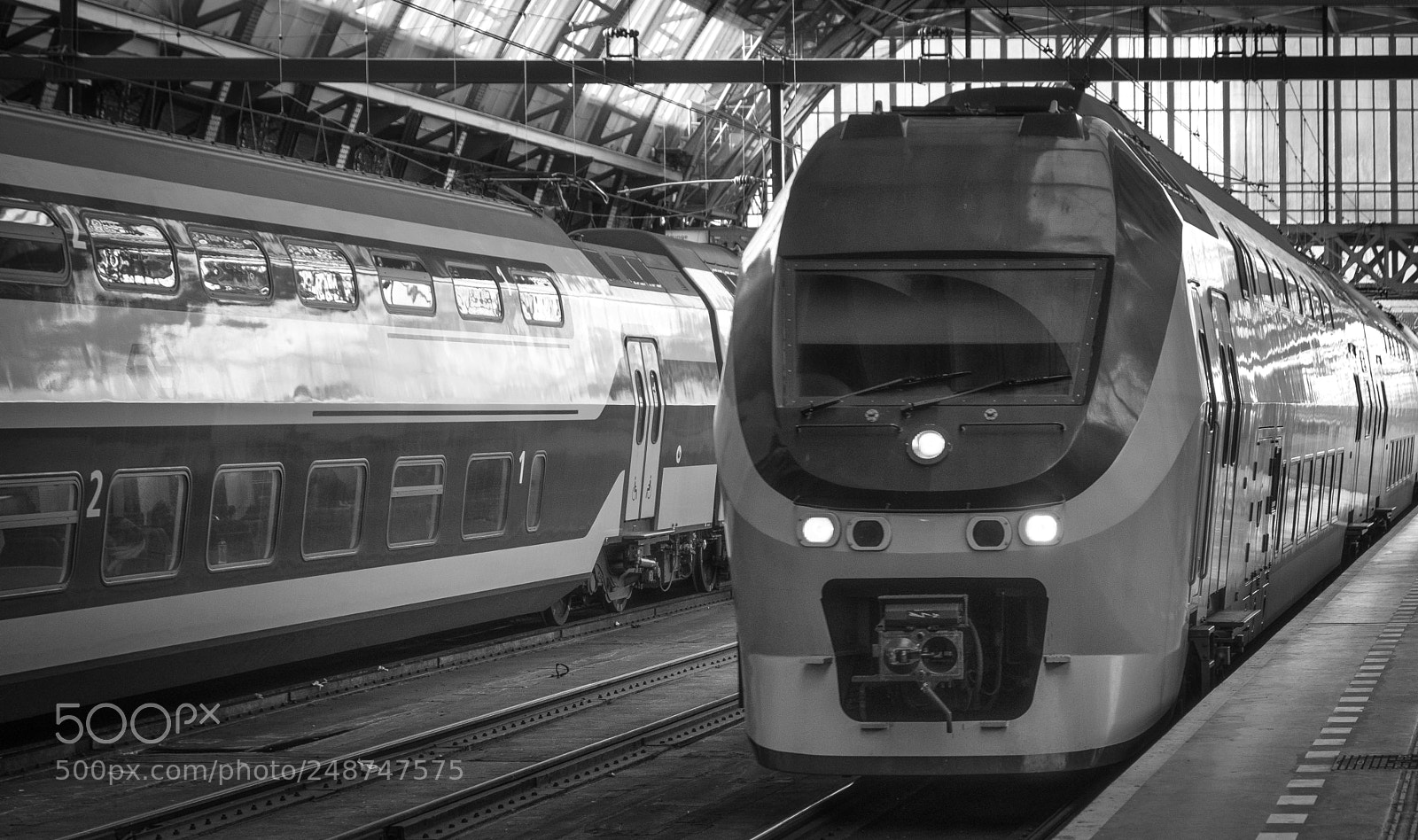 Fujifilm X-T20 sample photo. Dutch trains at amsterdam photography