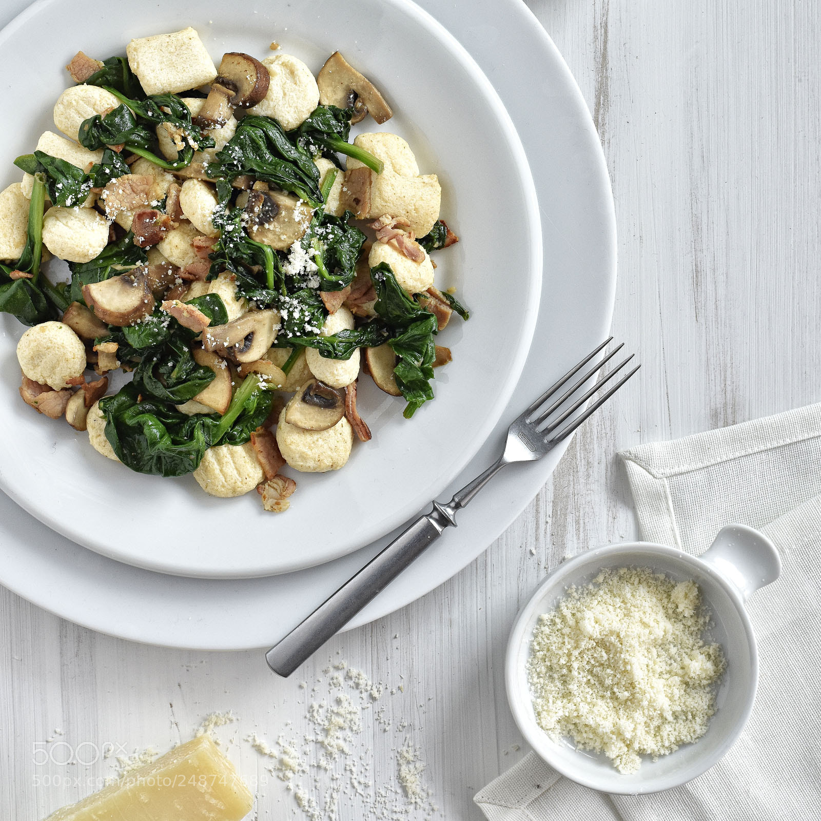 Nikon D5600 sample photo. Gnocchi with spinach and photography