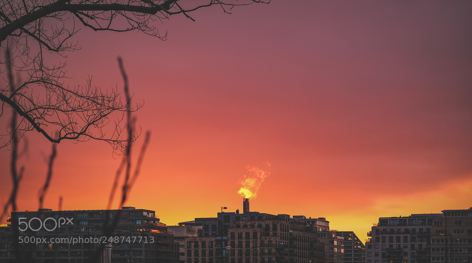 Fujifilm X-T20 sample photo. Sunset in the city photography