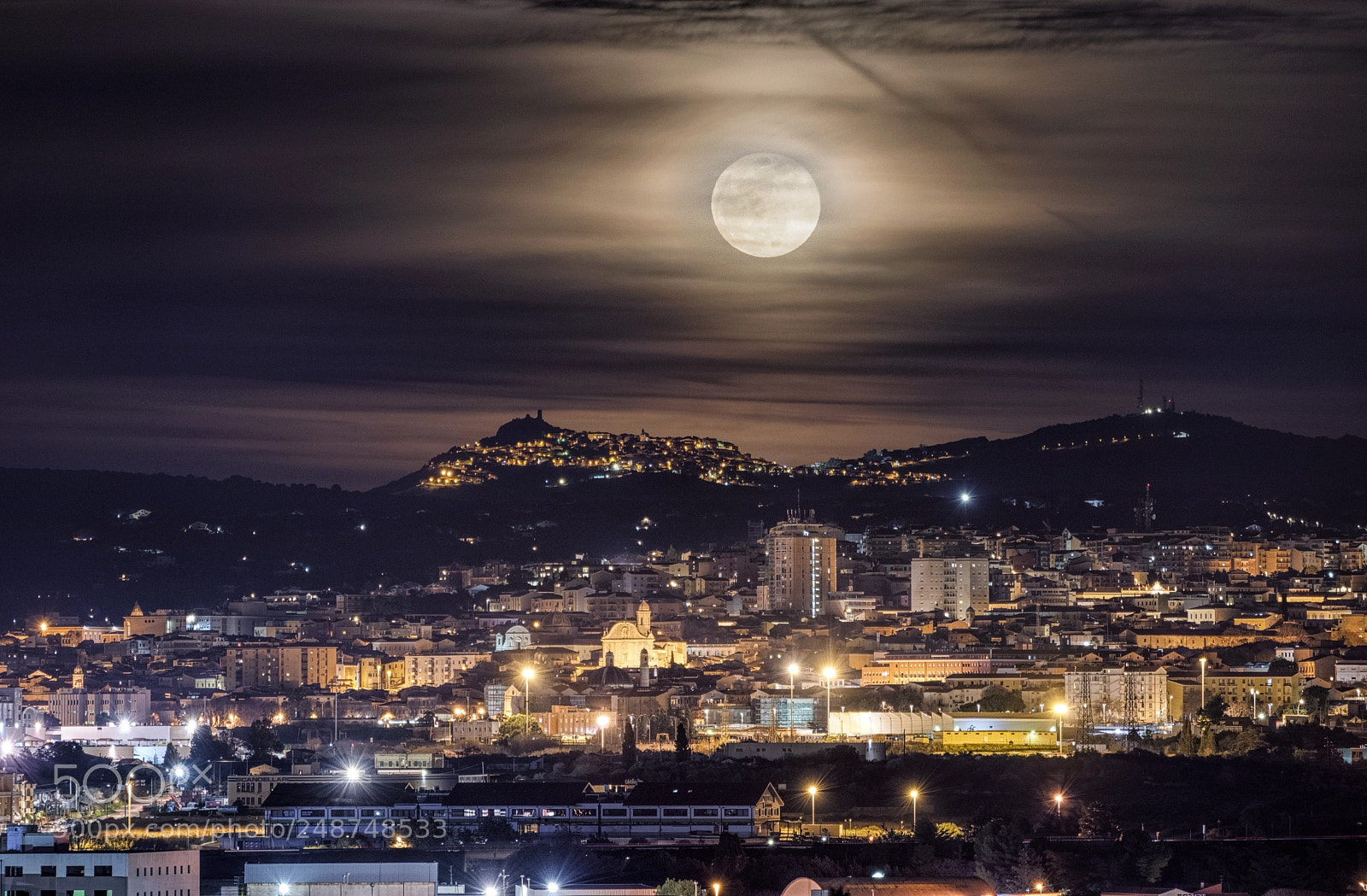 Nikon D7200 sample photo. The moon rises... photography