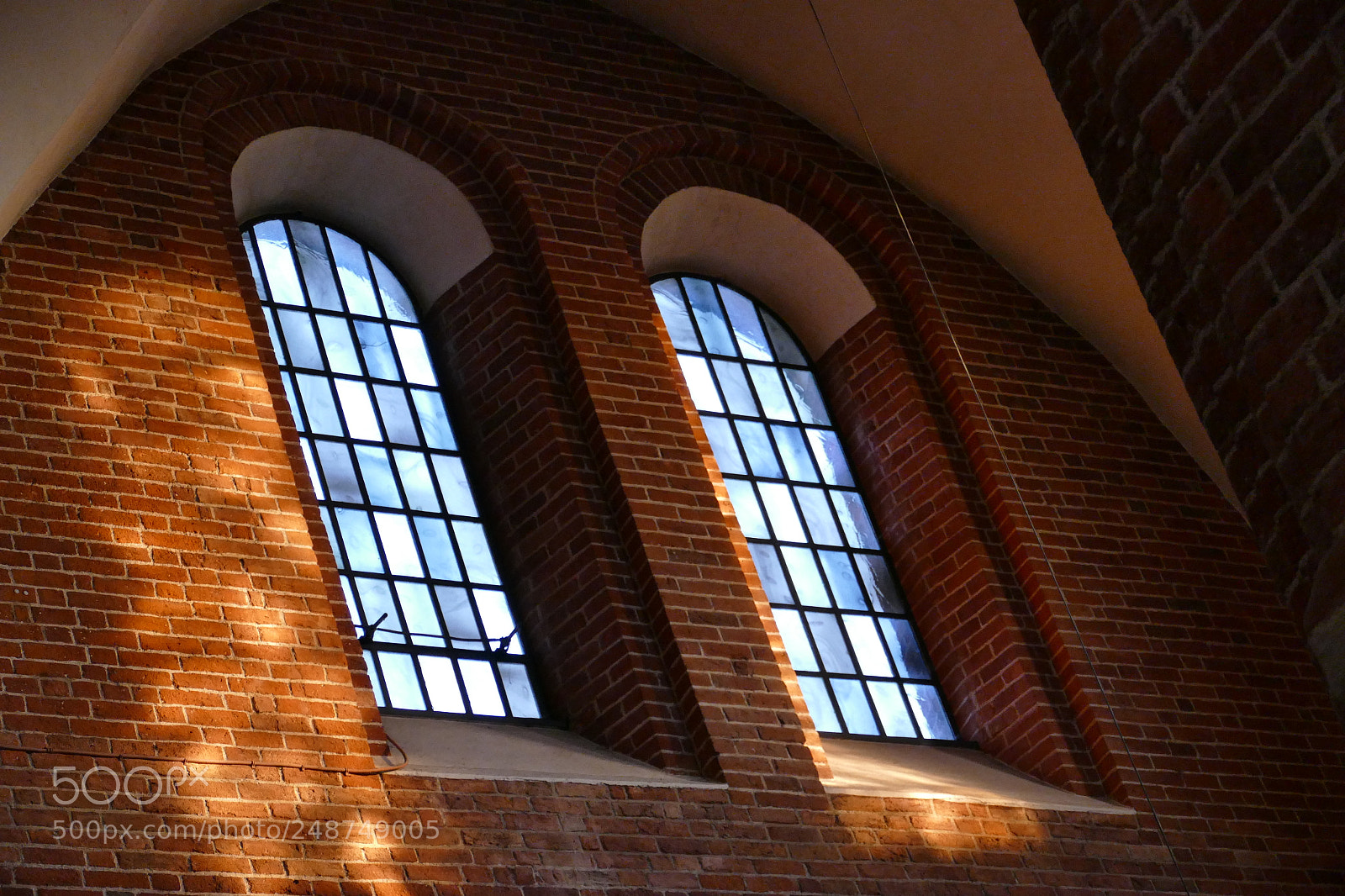 Panasonic Lumix DMC-FZ1000 sample photo. Arched windows photography