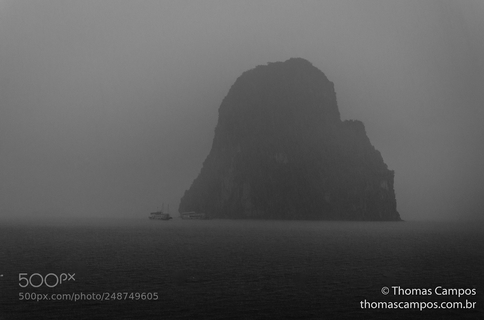 Nikon D7000 sample photo. Storm in halong bay photography