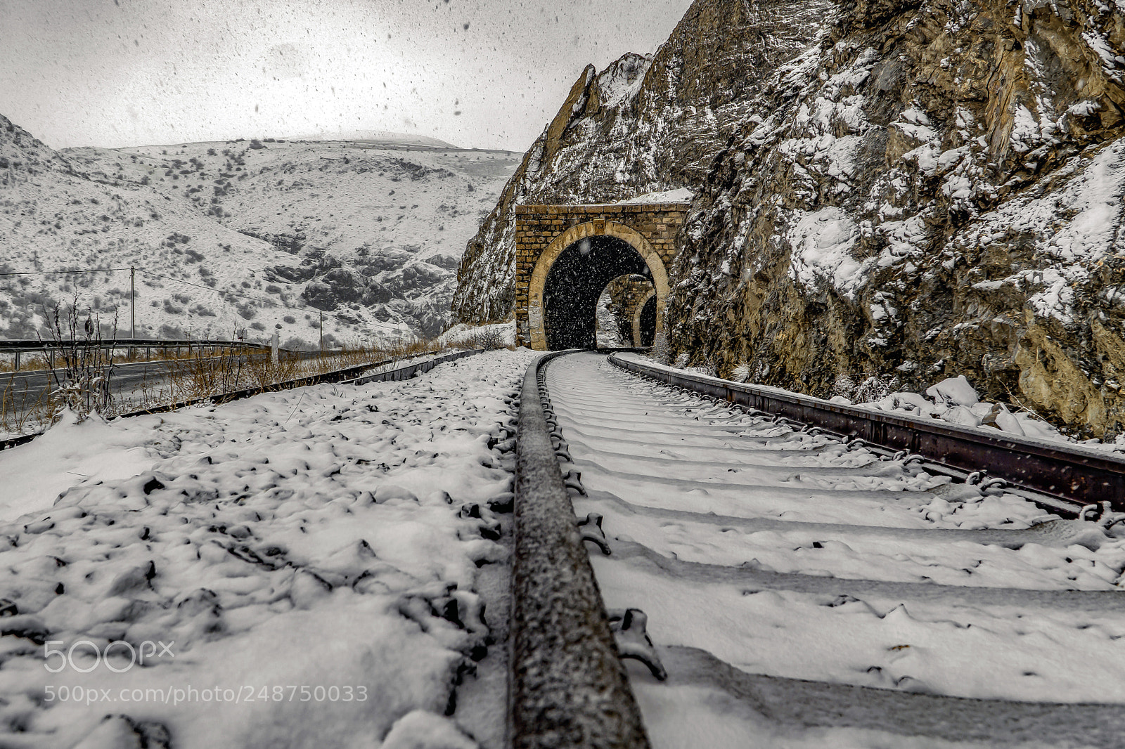 Sony a6000 sample photo. Railway and winter ..tren photography