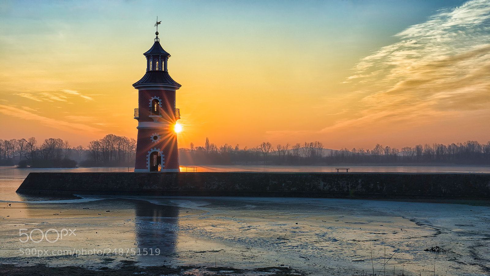 Sony a7 sample photo. It´s cold outside photography