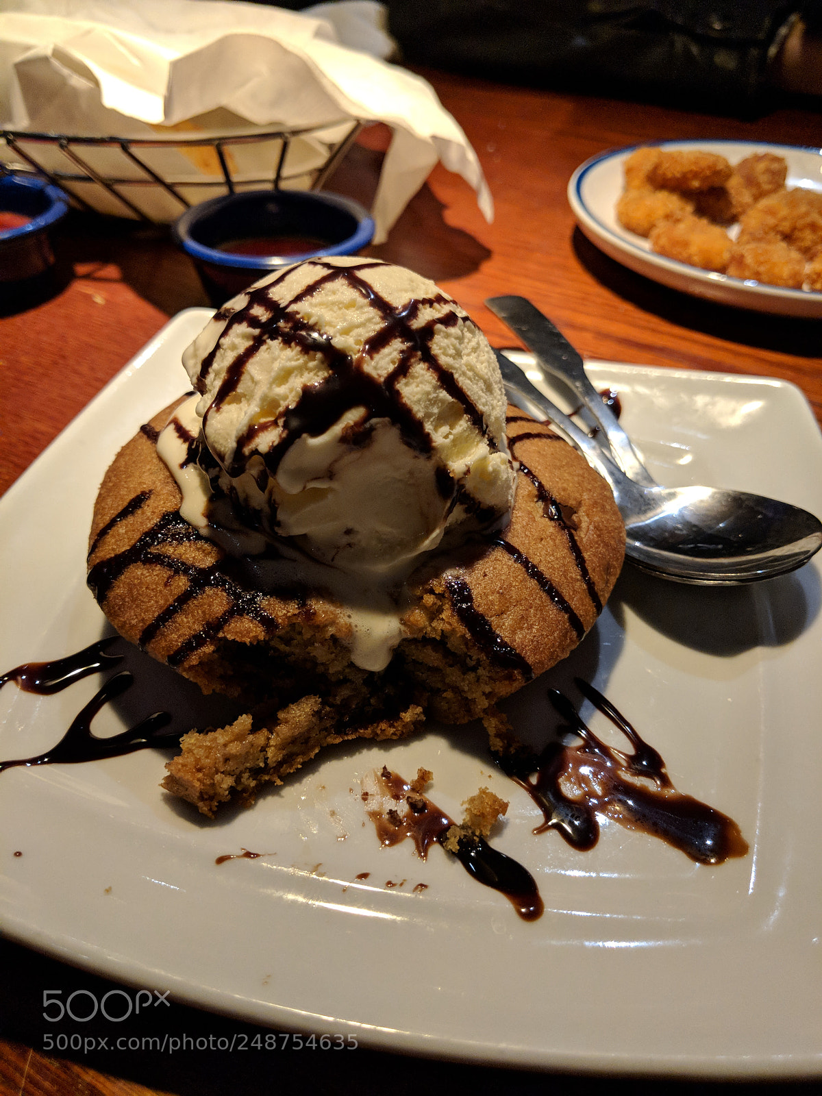 Google Pixel 2 sample photo. Lava cookie photography