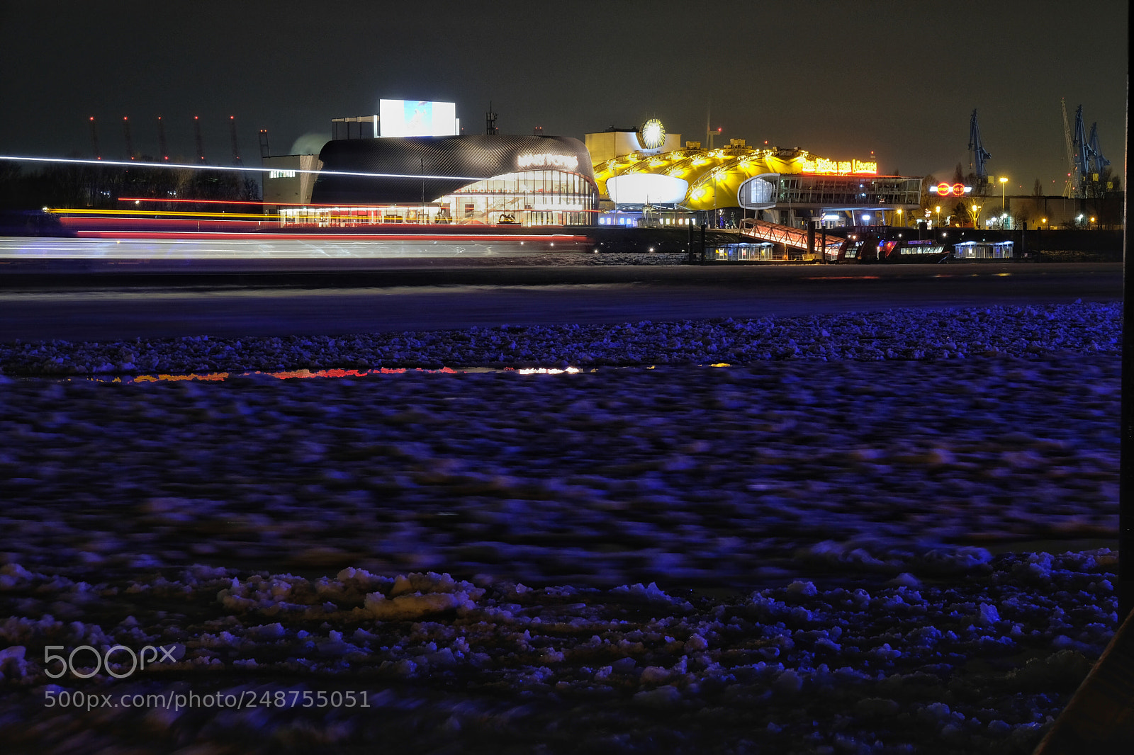 Fujifilm X-T2 sample photo. Hamburg harbor on ice photography
