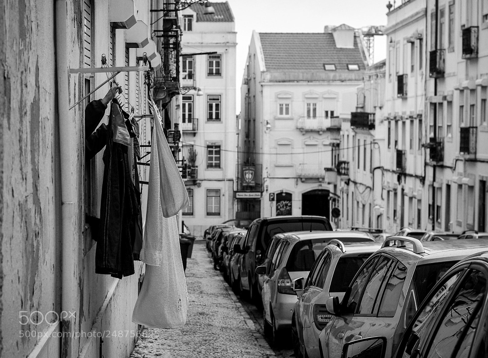 Leica M9 sample photo. The clothes stretched in photography