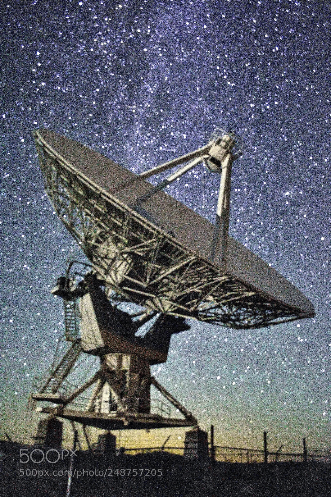 Nikon D3100 sample photo. Very large array photography