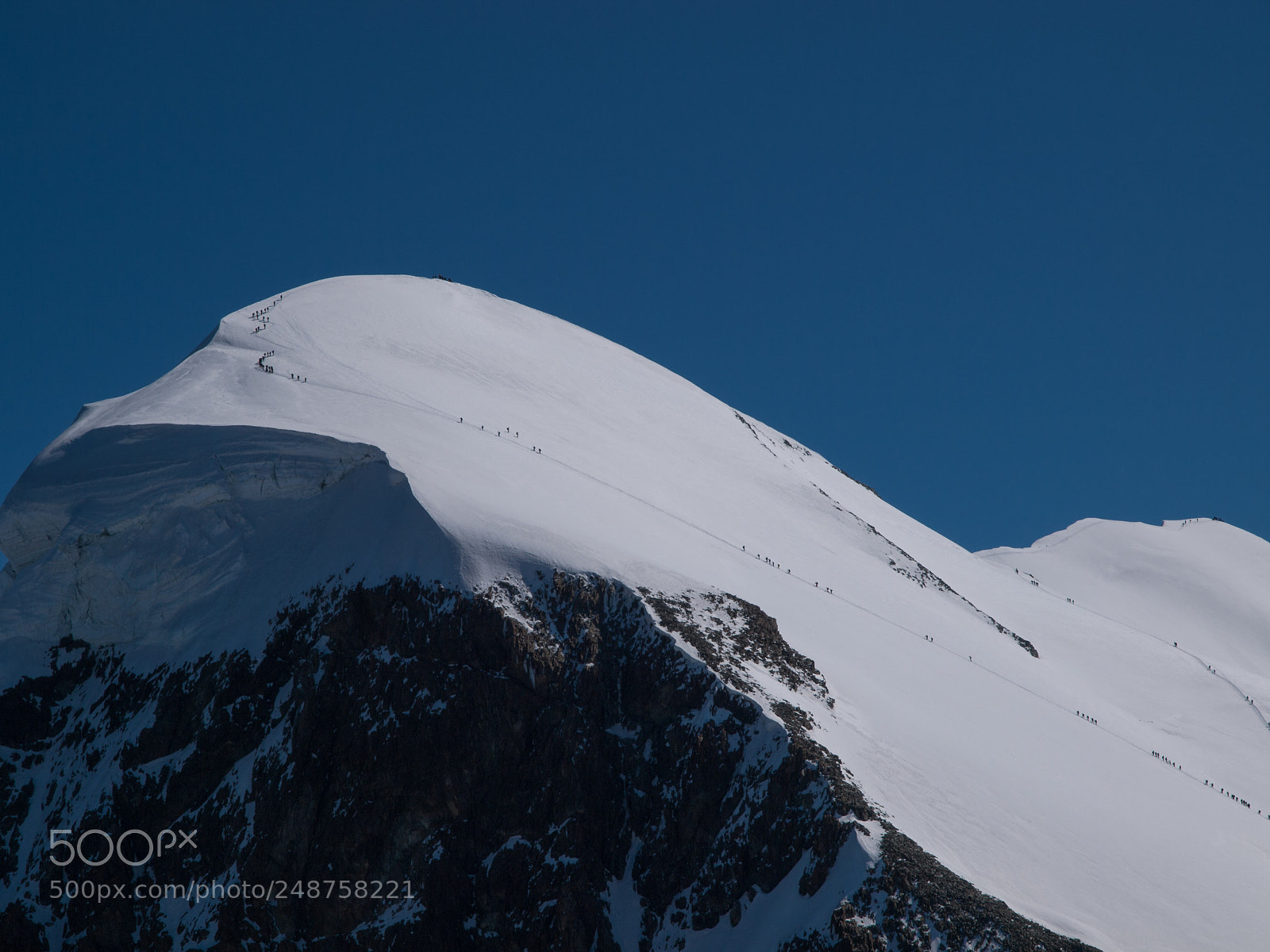 Olympus E-3 sample photo. Bergsteiger am breithorn photography
