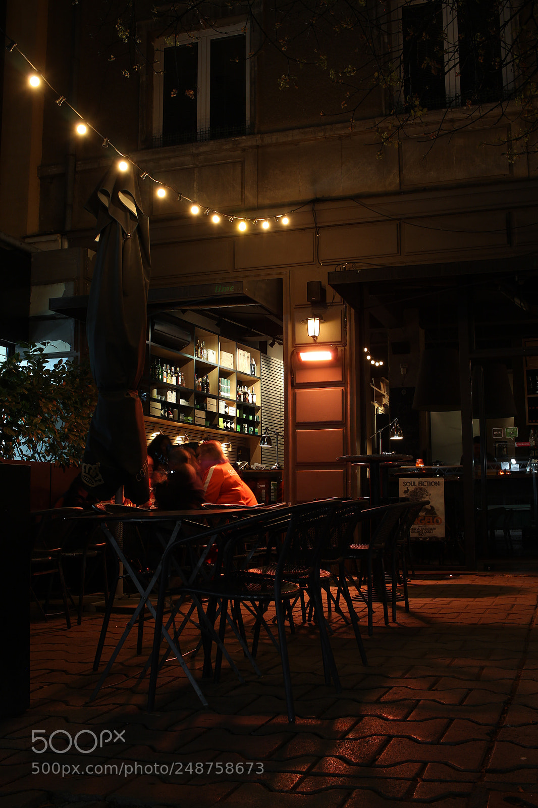 Canon EOS 600D (Rebel EOS T3i / EOS Kiss X5) sample photo. Warm winter evening photography