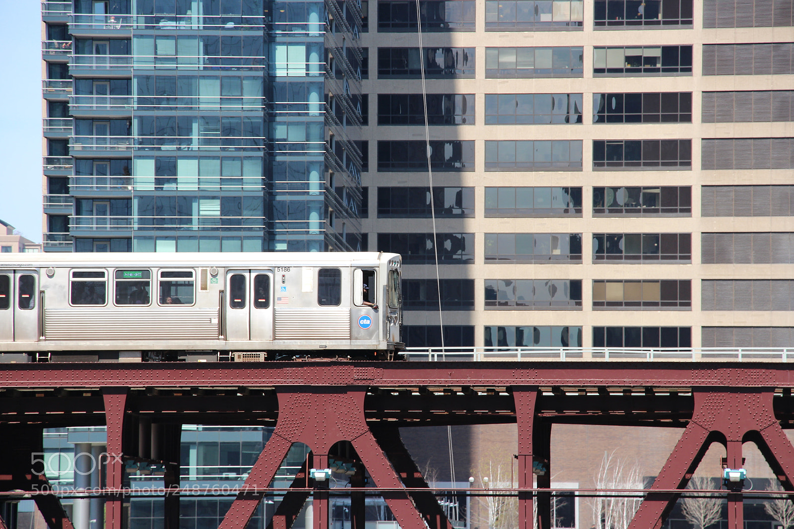 Canon EOS 650D (EOS Rebel T4i / EOS Kiss X6i) sample photo. Above ground photography