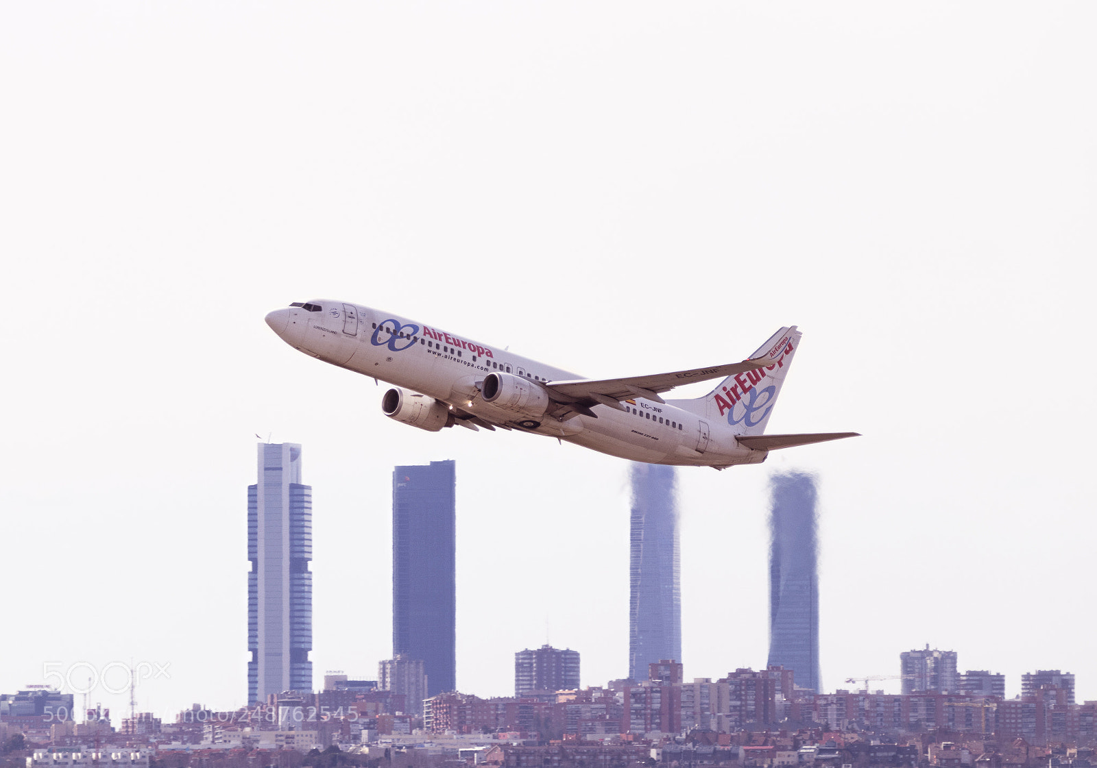 Canon EOS 80D sample photo. B737 of air europa photography