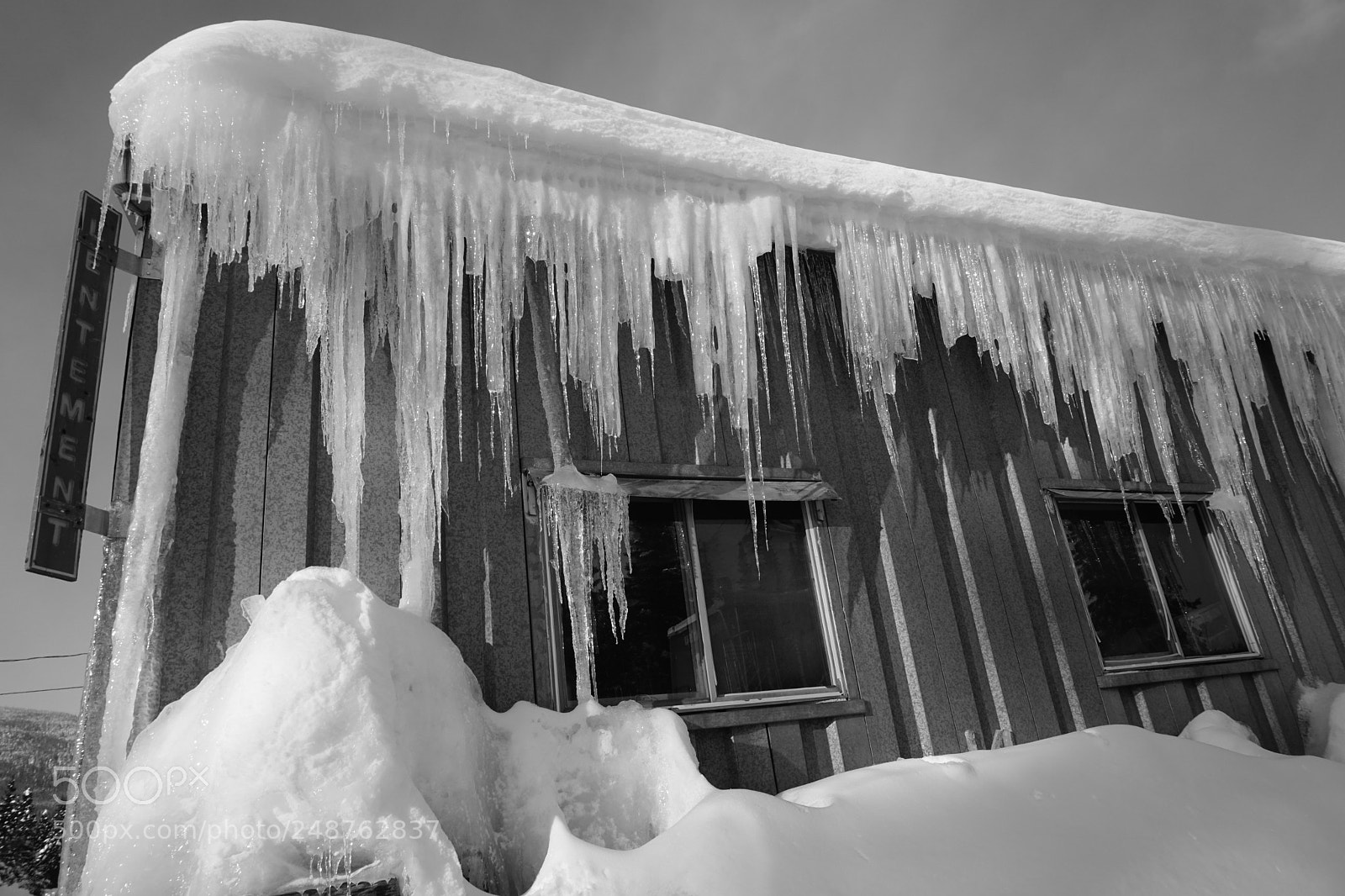 Sony a6000 sample photo. Frozen photography