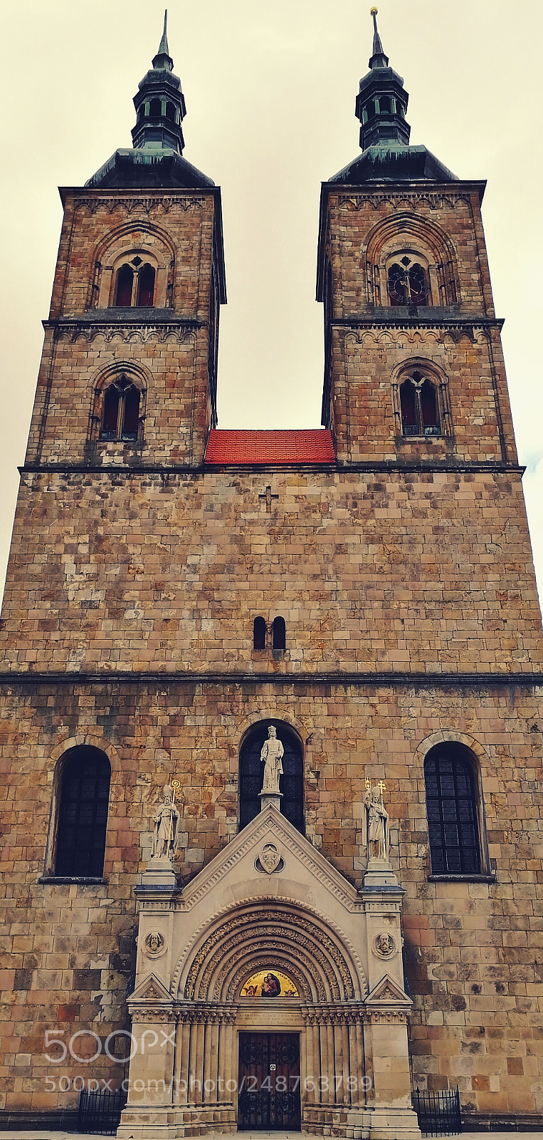 HUAWEI Honor 9 sample photo. The monastery teplá photography