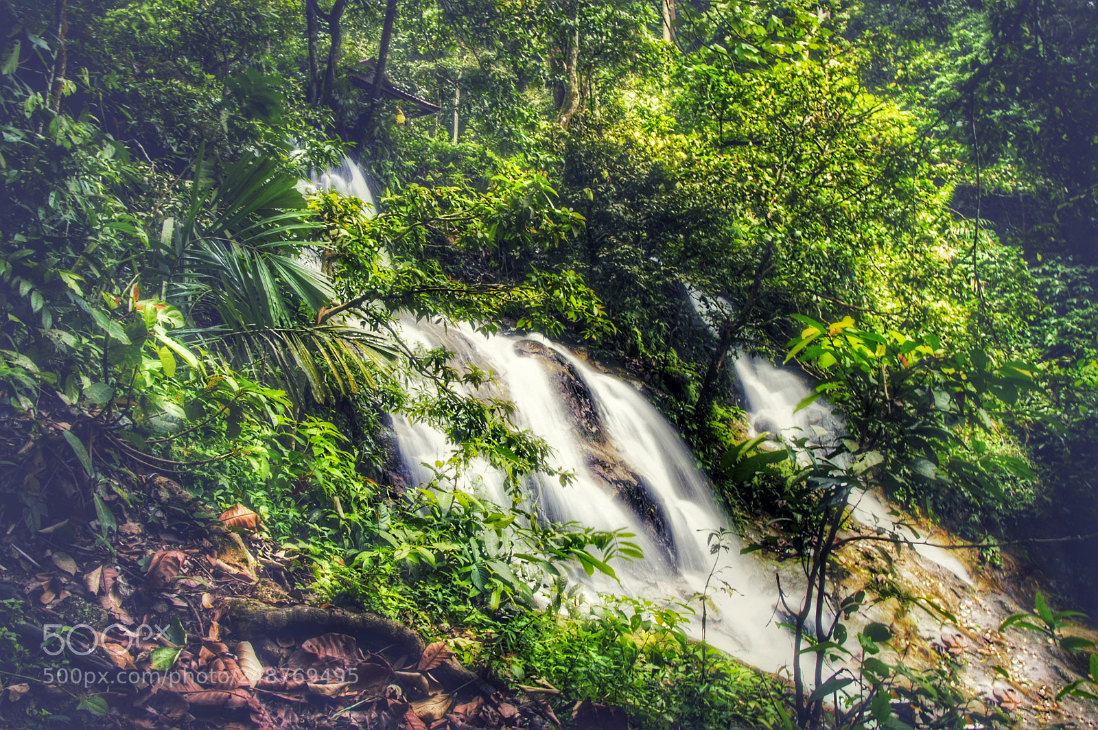Nikon D3200 sample photo. Water escape photography