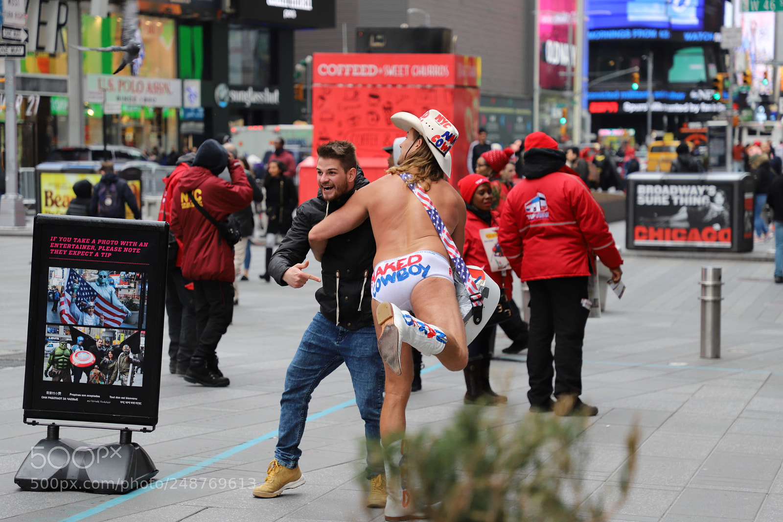Canon EF 24-105mm F4L IS II USM sample photo. Naked cowboy. photography