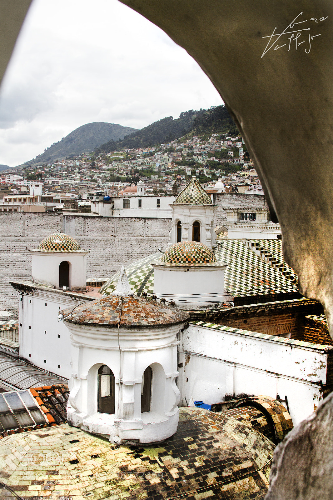 Canon EOS 7D sample photo. Ecuador-campanarios -centro historico photography
