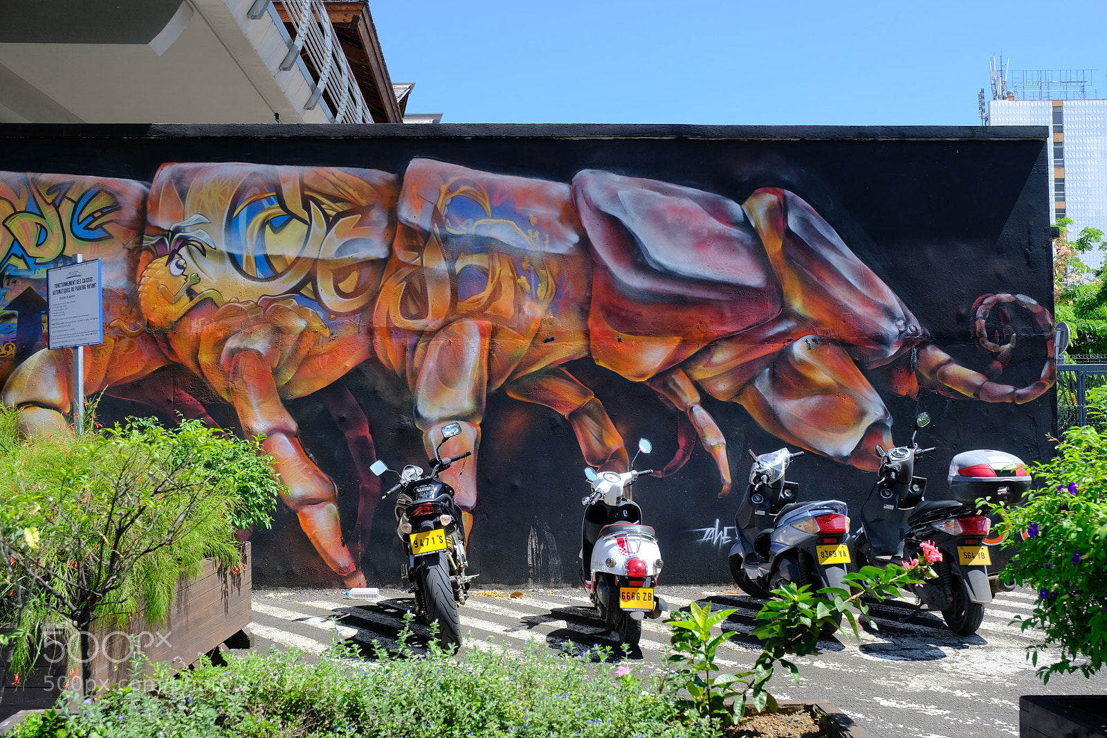 Fujifilm X-Pro2 sample photo. Graffiti sur la gare photography