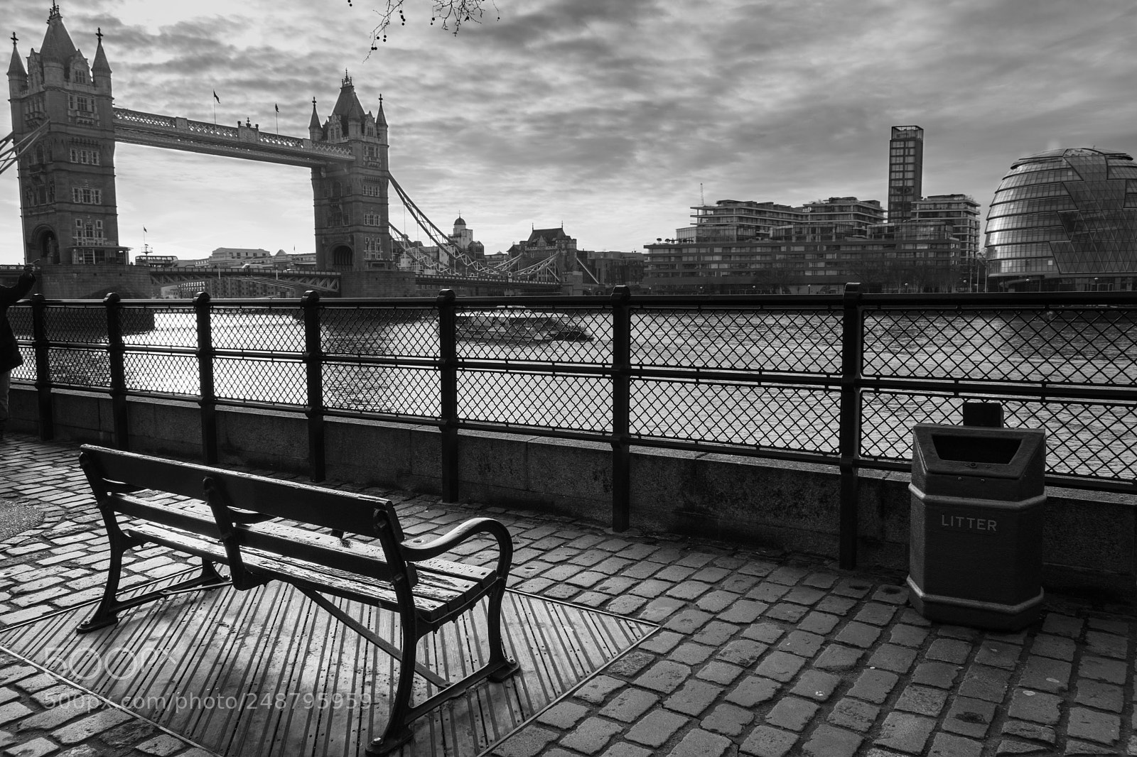 Nikon D5300 sample photo. Sunrise at tower bridge photography