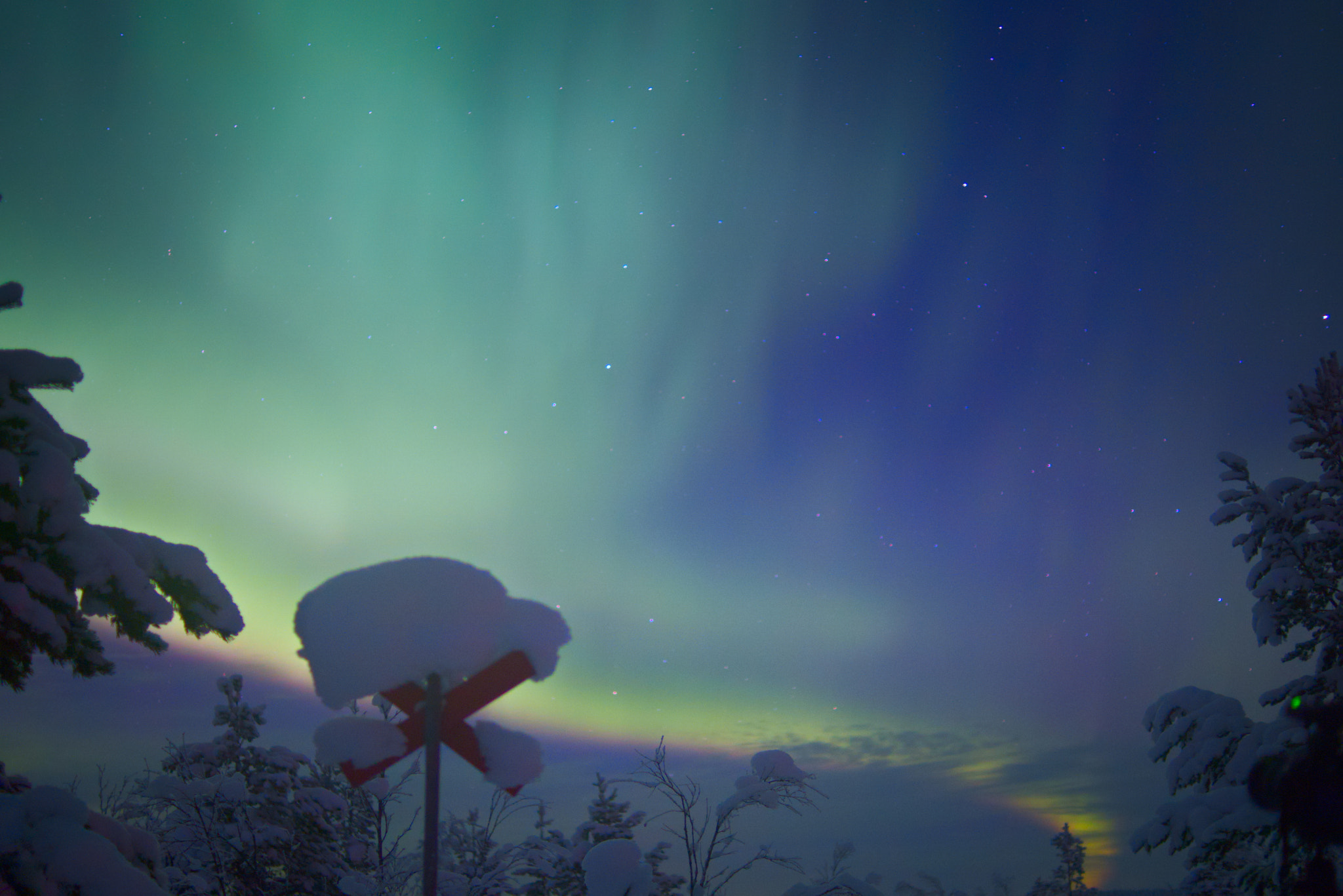 Sony ILCA-77M2 + Sony DT 35mm F1.8 SAM sample photo. Northern lights in sweden photography