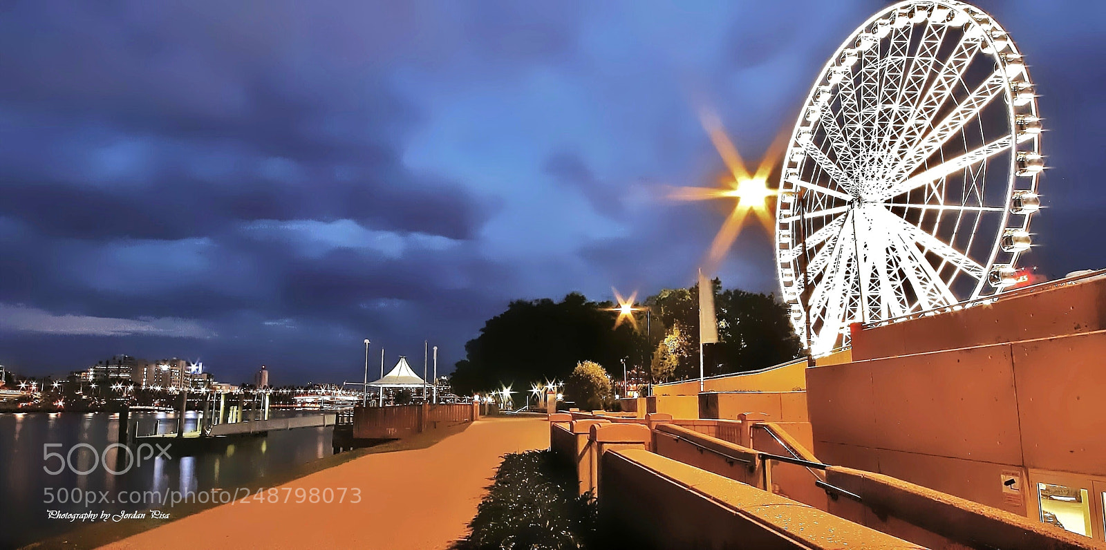 Canon EOS 1000D (EOS Digital Rebel XS / EOS Kiss F) sample photo. Brisbane southbank photography