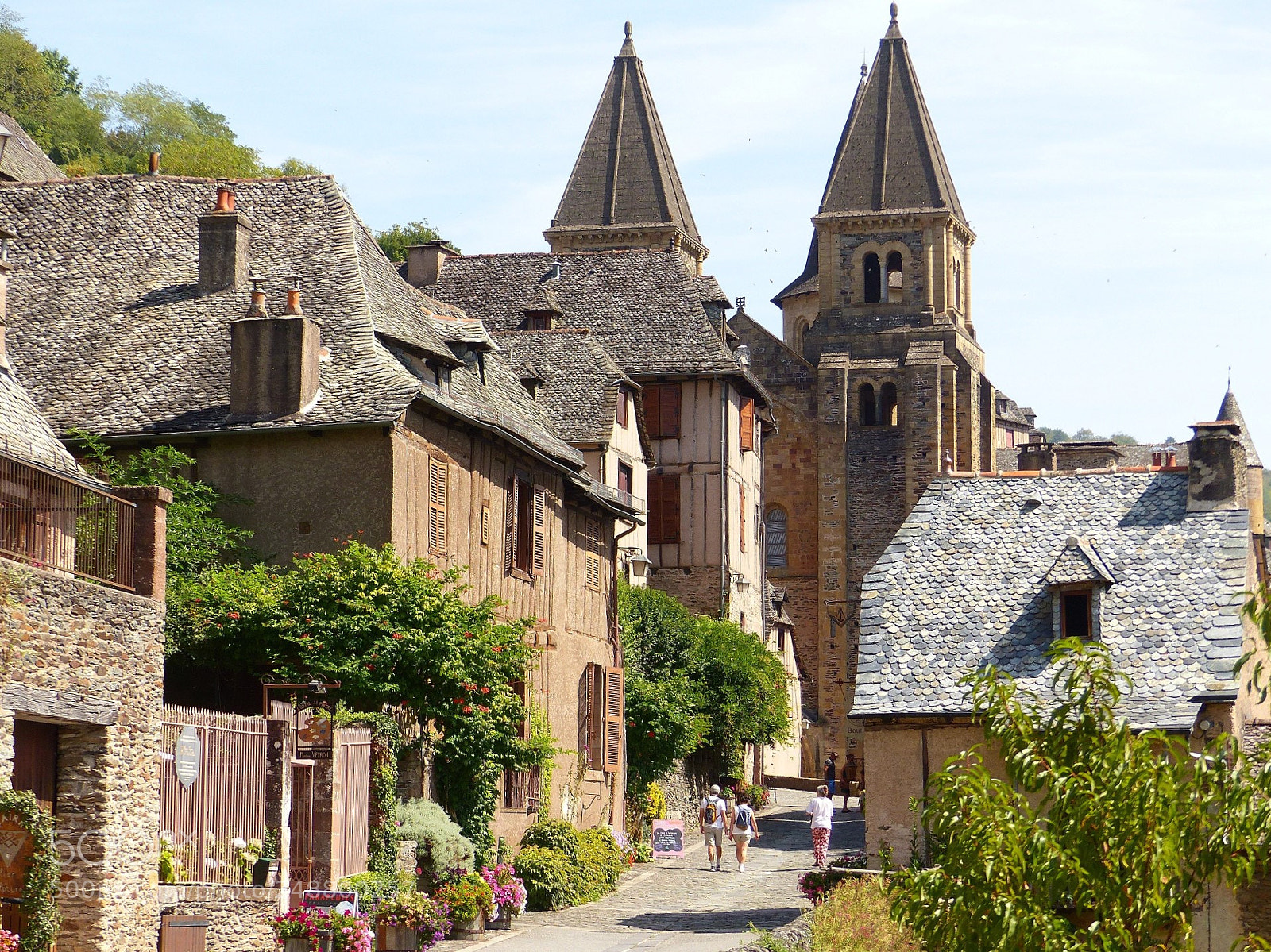 Panasonic Lumix DMC-FZ200 sample photo. Conques aveyron photography