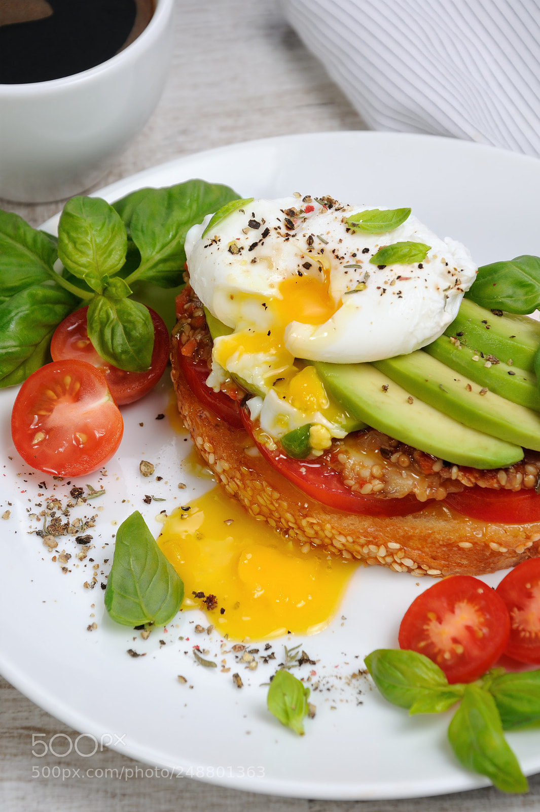 Nikon D90 sample photo. Egg poached on a photography