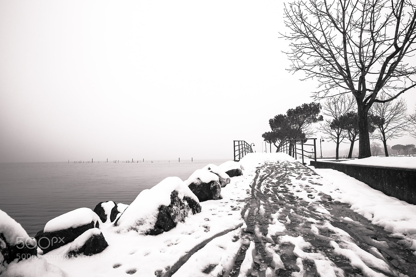 Fujifilm X-T10 sample photo. Landscape bw photography
