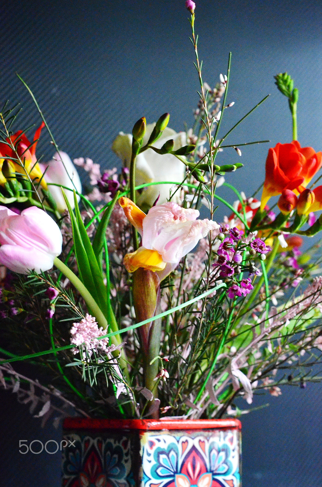 Nikon AF-S Nikkor 50mm F1.8G sample photo. Flowers for woman day photography