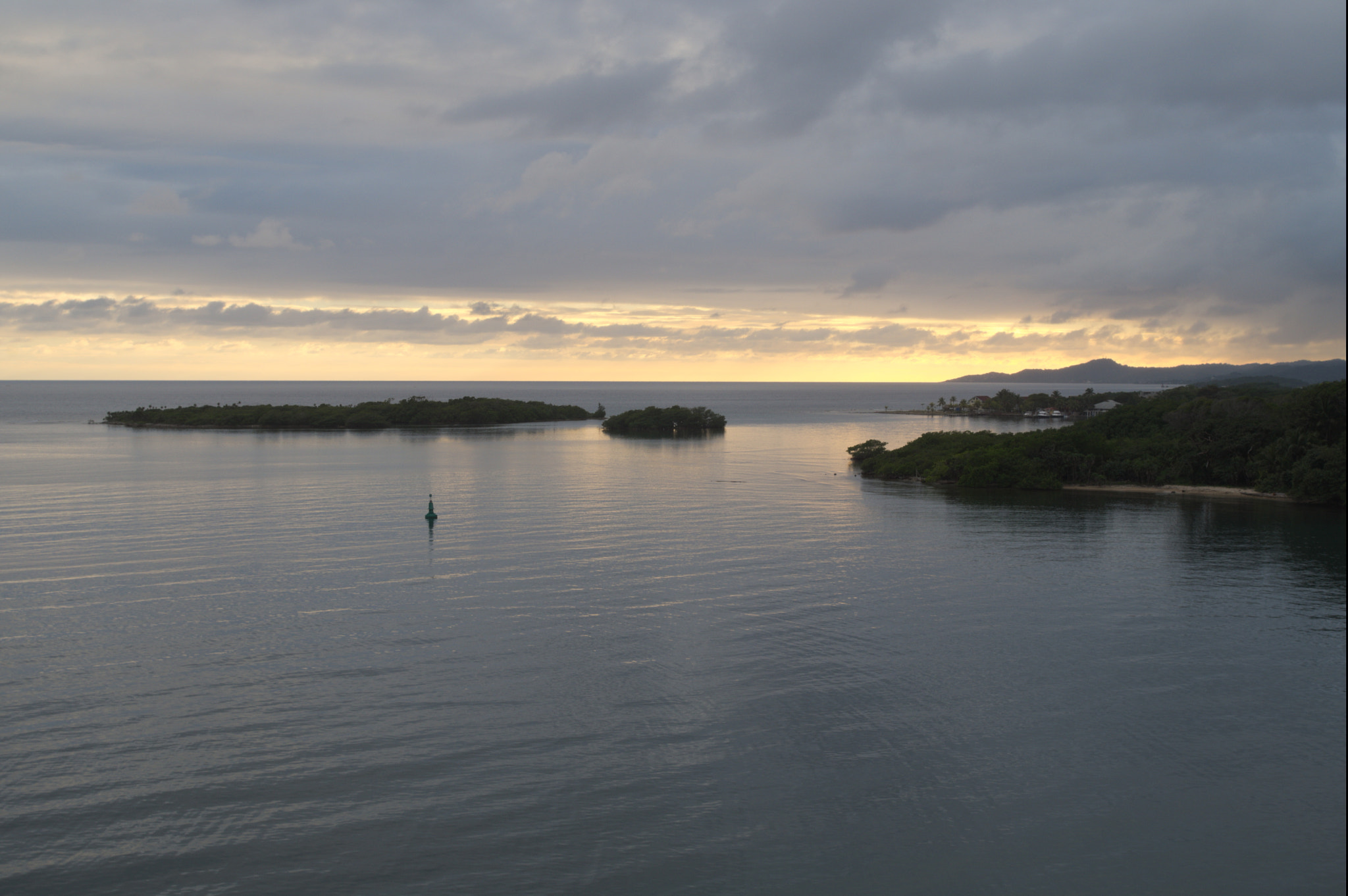 Pentax K-S2 sample photo. Sunsent on mahogany bay 1 photography