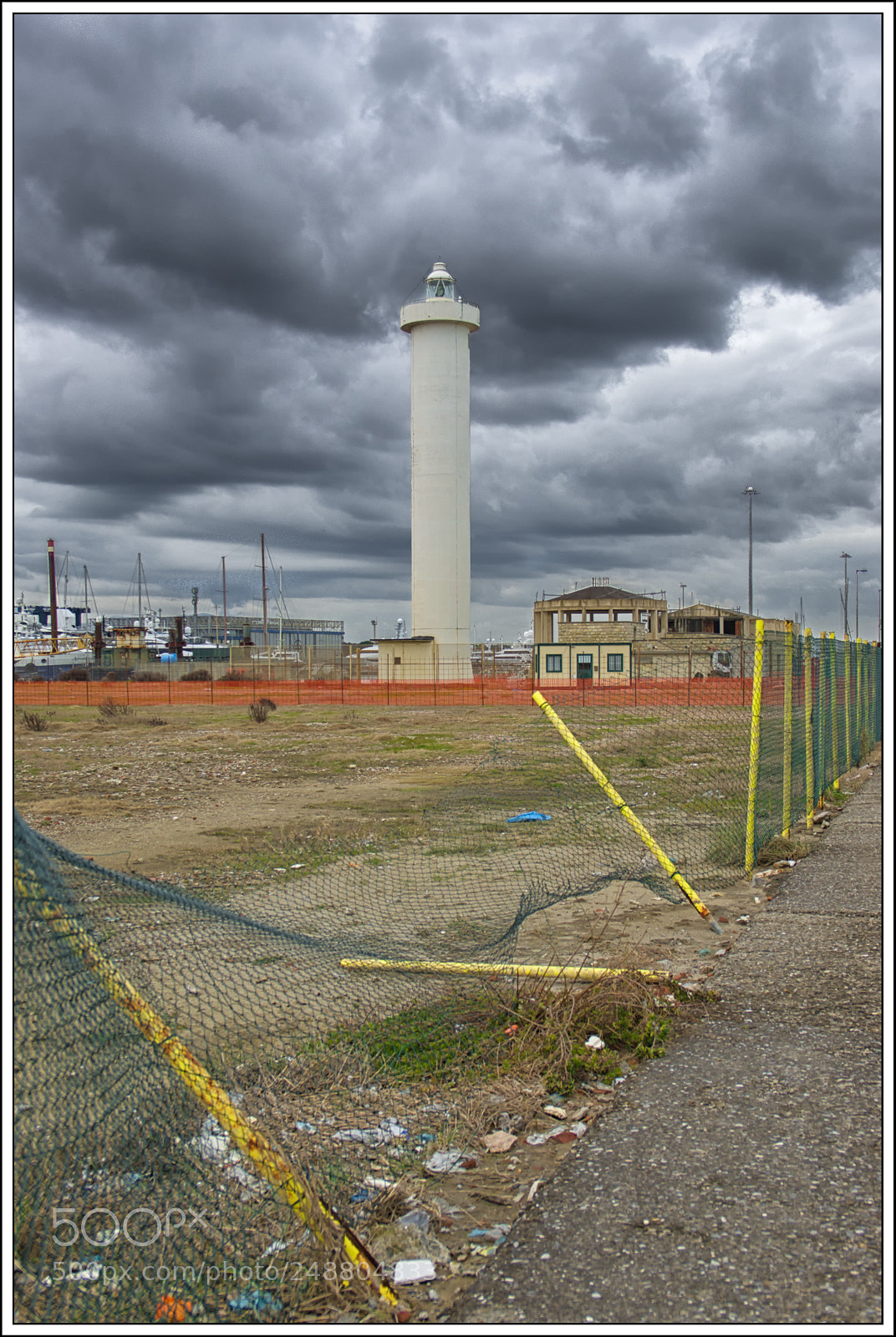 Pentax K-5 sample photo. Viareggio's  lighthouse photography