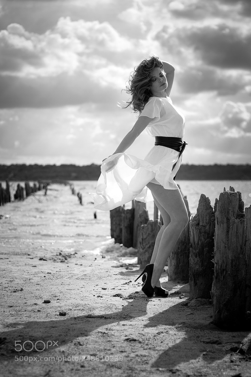 Canon EOS 7D sample photo. Sun, wind, girl. photography
