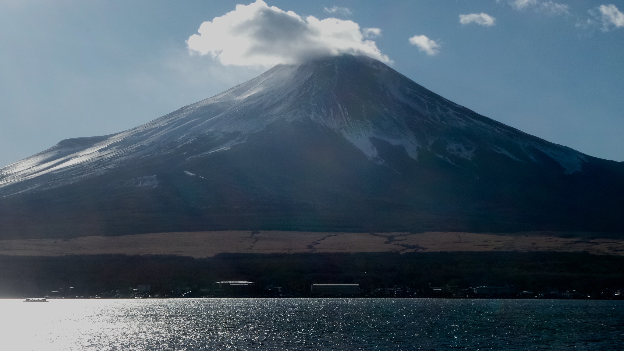 Samsung Galaxy K Zoom sample photo. Mt. fuji @ yamanshi lake. photography