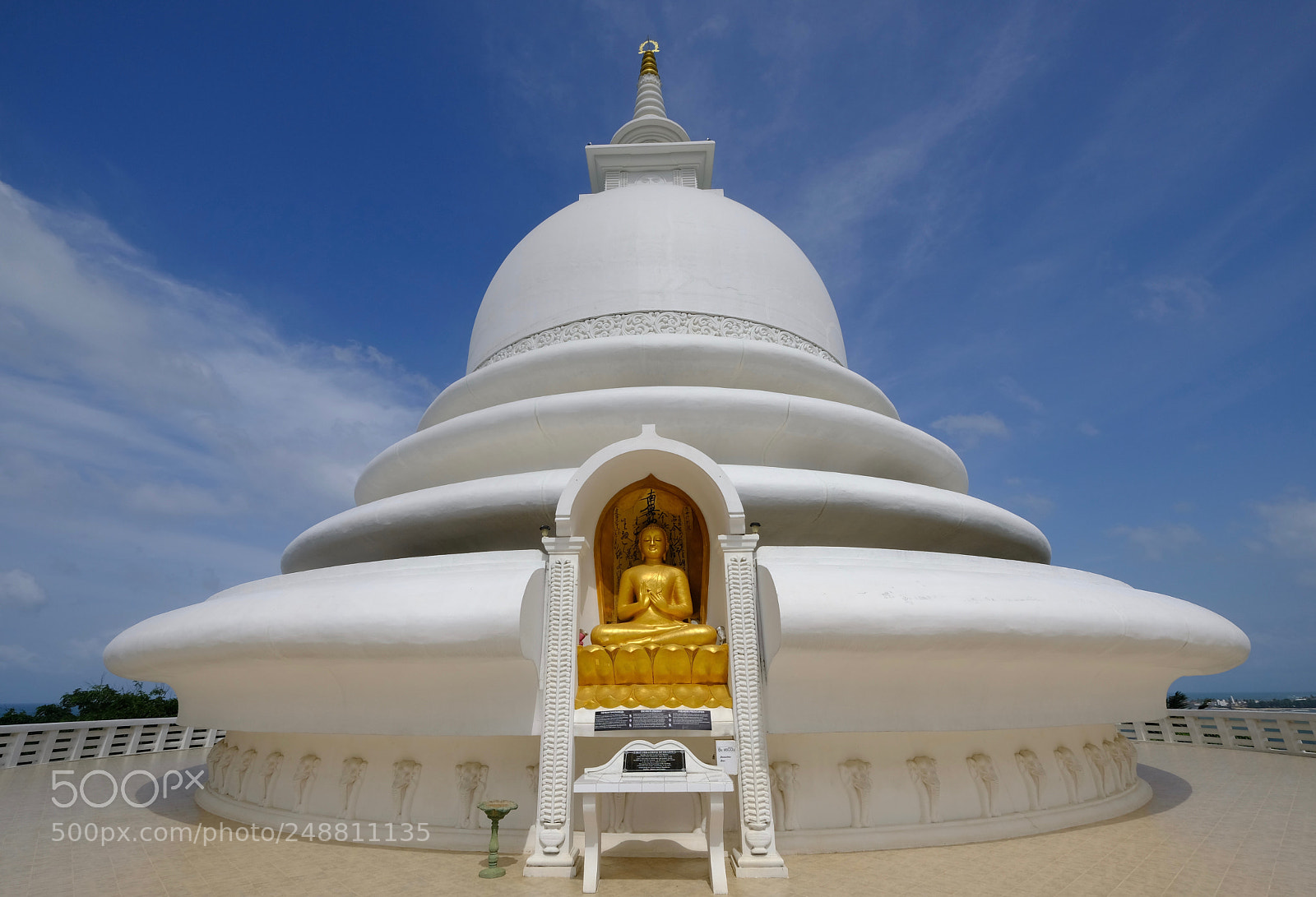 Fujifilm X-T2 sample photo. Sri lankan temple photography