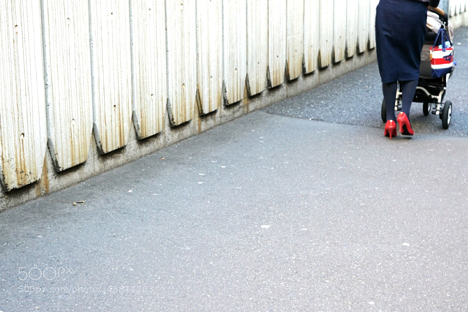 Sony a7 II sample photo. Red shoes photography